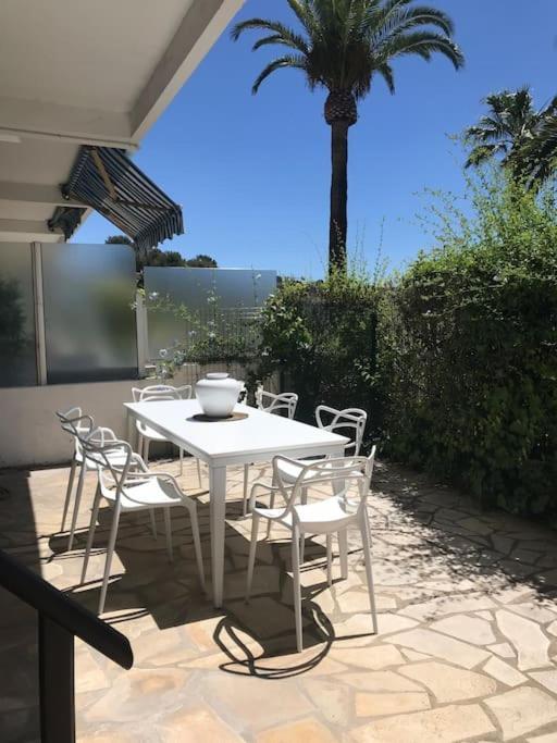 Bandol Roc Beach Vue Mer Grand T3 Face A La Plage Avec Parking Ngoại thất bức ảnh