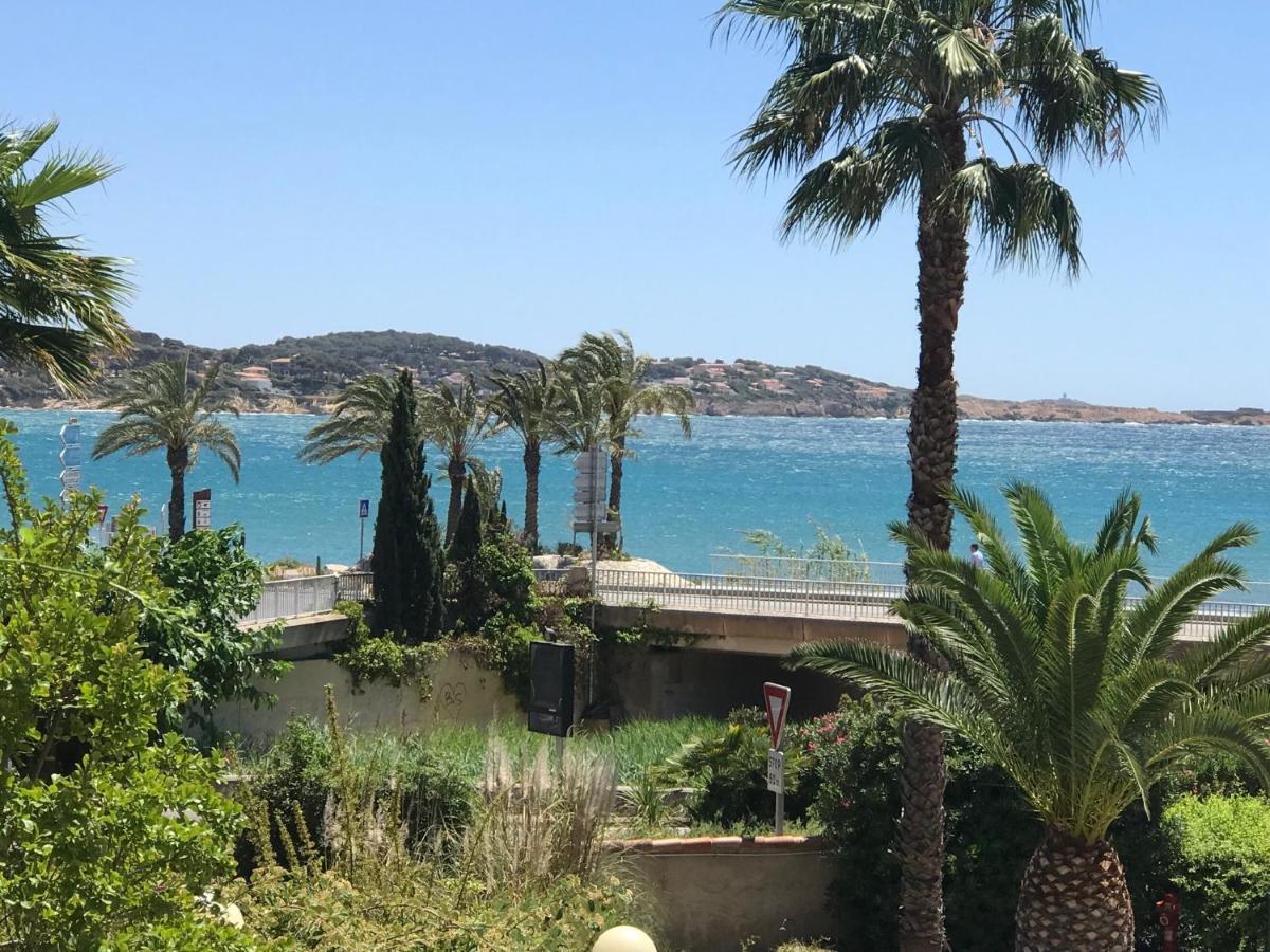 Bandol Roc Beach Vue Mer Grand T3 Face A La Plage Avec Parking Ngoại thất bức ảnh