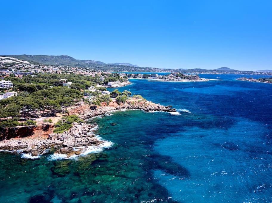 Bandol Roc Beach Vue Mer Grand T3 Face A La Plage Avec Parking Ngoại thất bức ảnh