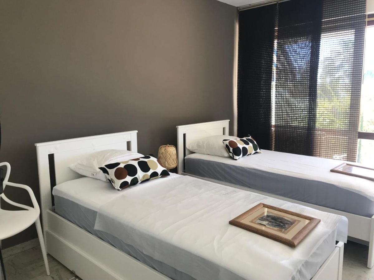 Bandol Roc Beach Vue Mer Grand T3 Face A La Plage Avec Parking Ngoại thất bức ảnh